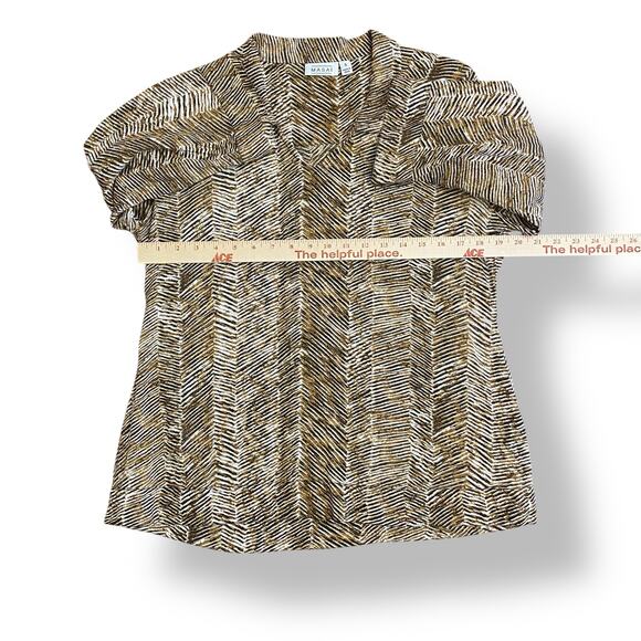 Masai Badutta Top V-Neck 3/4 Sleeve Size Small in color Tapenade - Picture 3 of 7